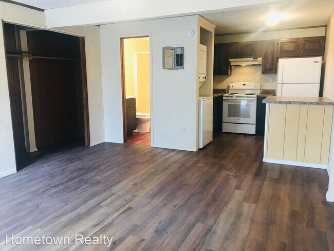 Building Photo - Studio, 1 bath House - 1225 S Lee Avenue U...