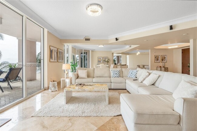 Building Photo - 1460 S Ocean Blvd