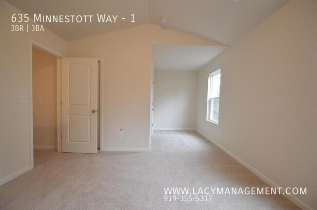 Building Photo - 635 Minnestott Way