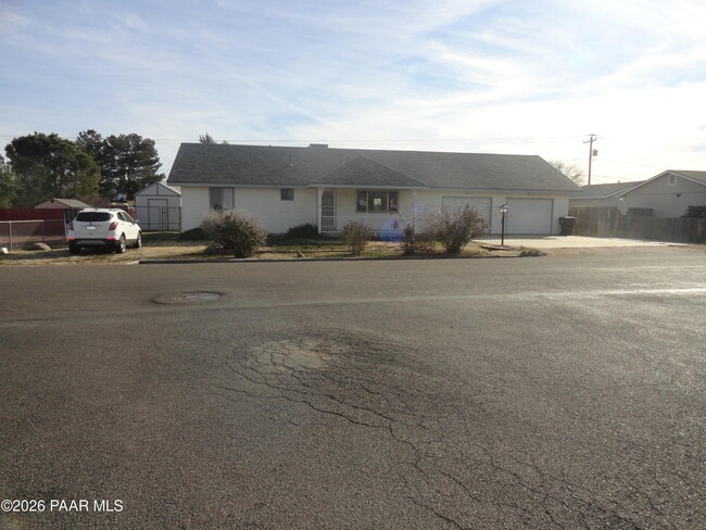 Building Photo - 4201 N Tonto Way