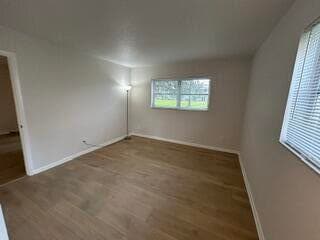 Building Photo - 18081 SE Country Club Dr