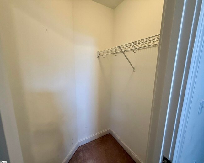 Building Photo - 19 Ruby Lake Ln