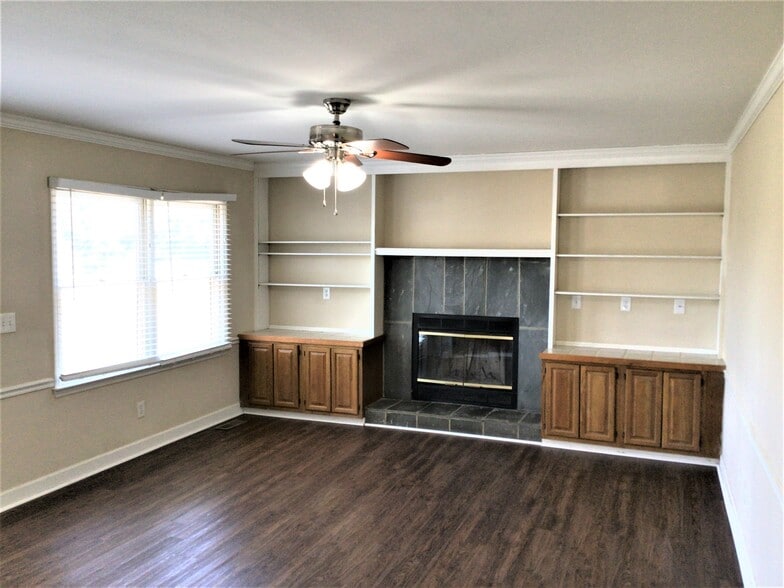 Building Photo - 4341 Becks Park Ln