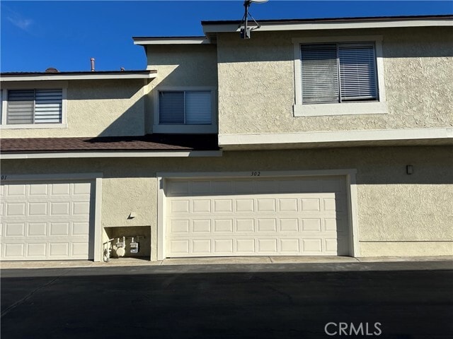 Building Photo - 1700 W Cerritos Ave