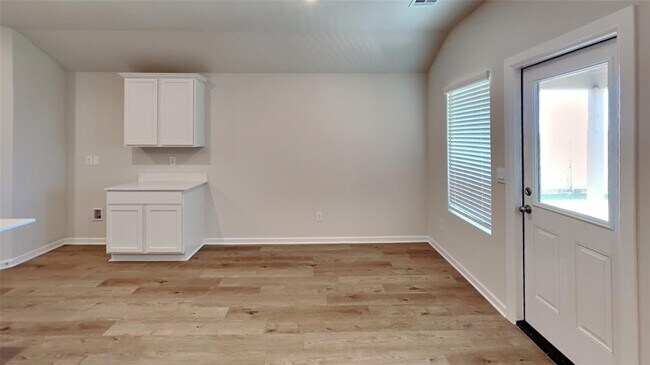 Building Photo - 8320 NW 61st St