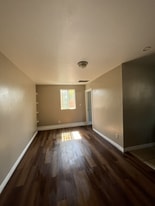 Building Photo - 834 W 106th St