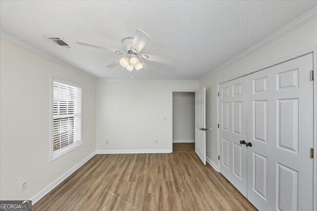 Building Photo - 2515 Lakeview Trail