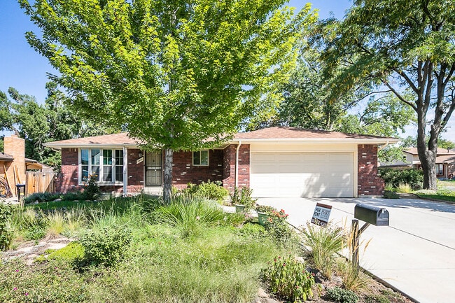 Building Photo - 7420 Webster St