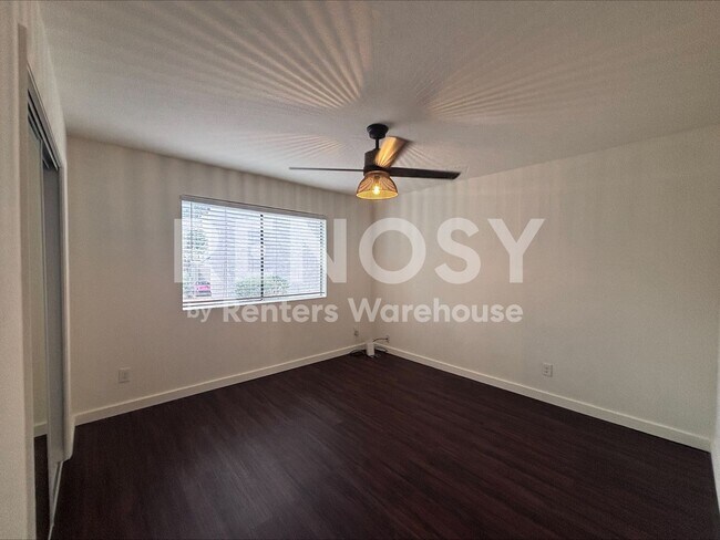 Building Photo - Ideal 2 Br 2 Ba Condo Near the 51 and Greenway in North Phoenix