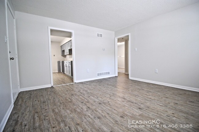Building Photo - Eaton Street Apartments