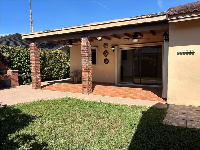 Building Photo - 14670 SW 49th St