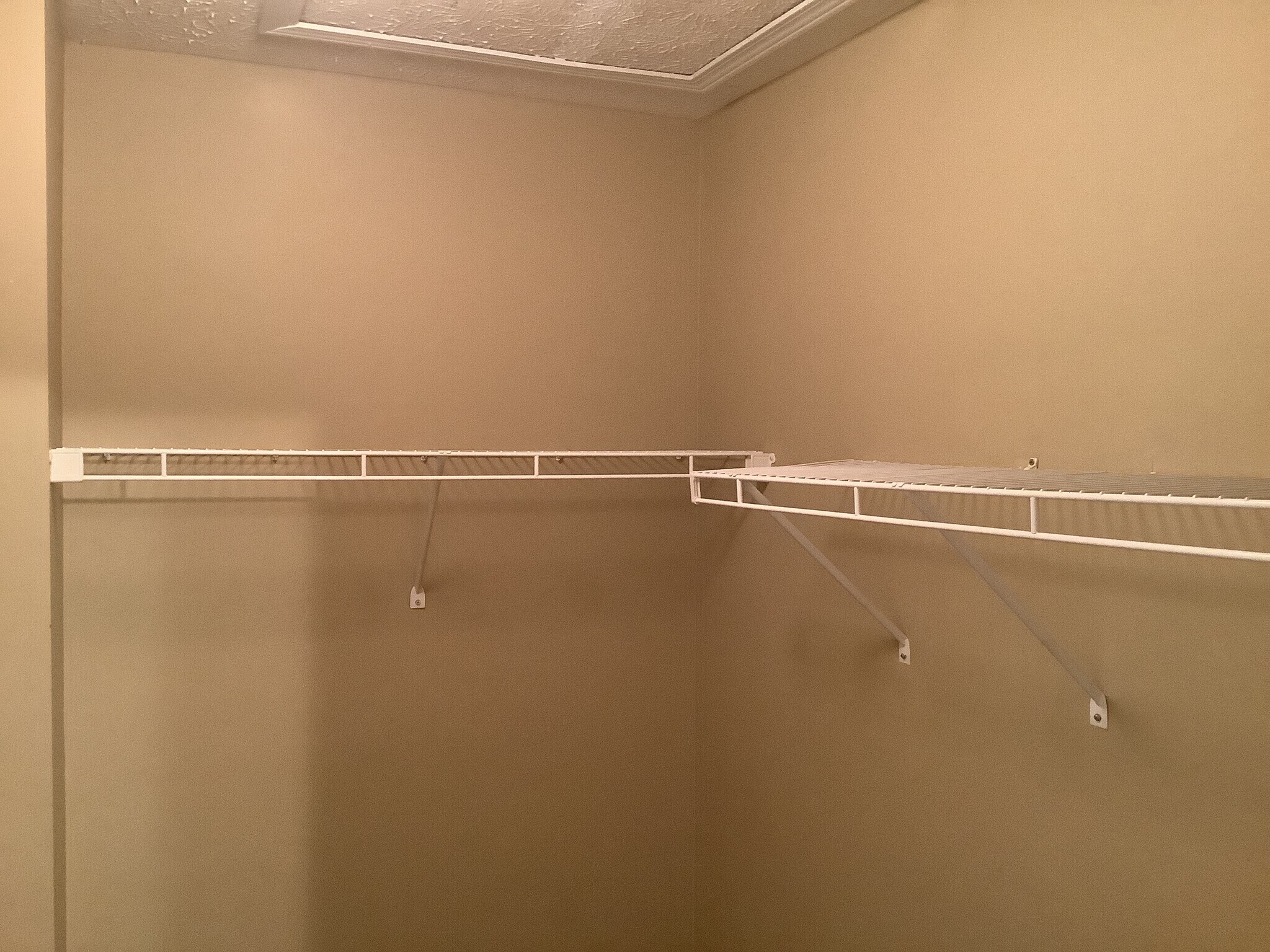Building Photo - 6493 Lorinda Dr