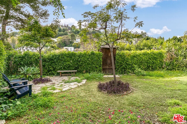 Building Photo - 2319 Meadow Valley Terrace