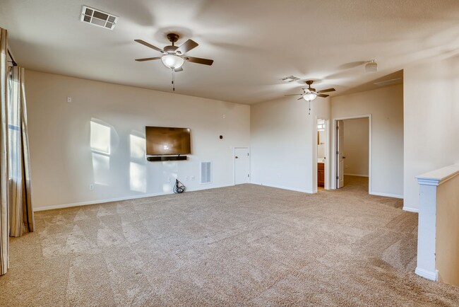 Building Photo - 2606 Mingus Dr