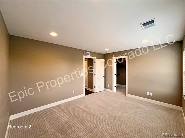 Building Photo - 10076 Tall Oaks St