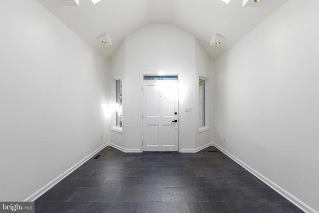 Building Photo - 4402 Kirke Ct