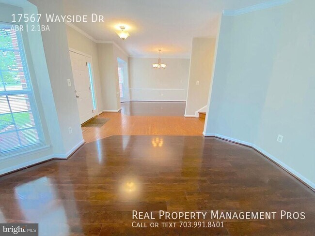 Building Photo - 17567 Wayside Dr