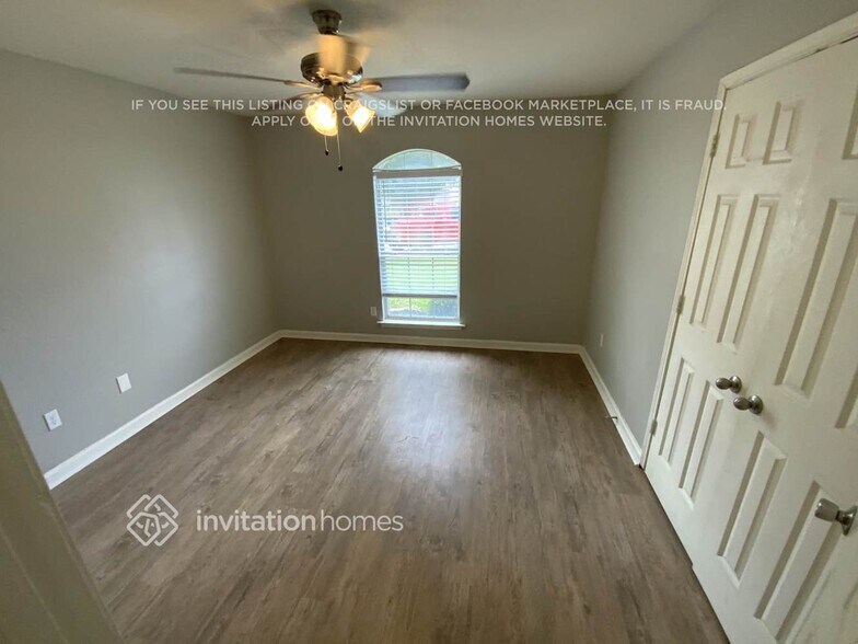 Building Photo - 653 Lemon Dr