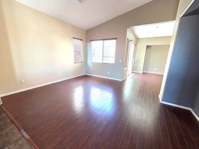 Building Photo - 3 Bedroom Single Story in Providence Gated Community