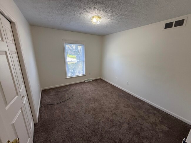 Building Photo - 909 Gregory Way