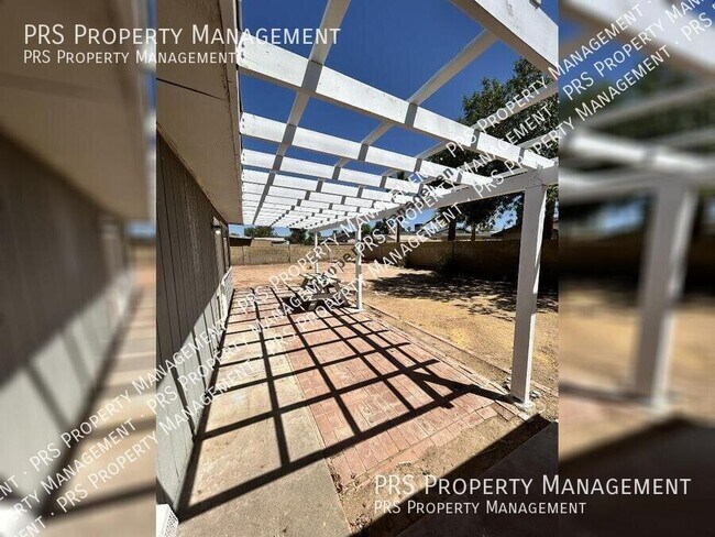 Building Photo - 711 N Oracle-