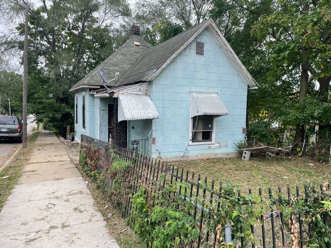 Primary Photo - 263 N Mill St