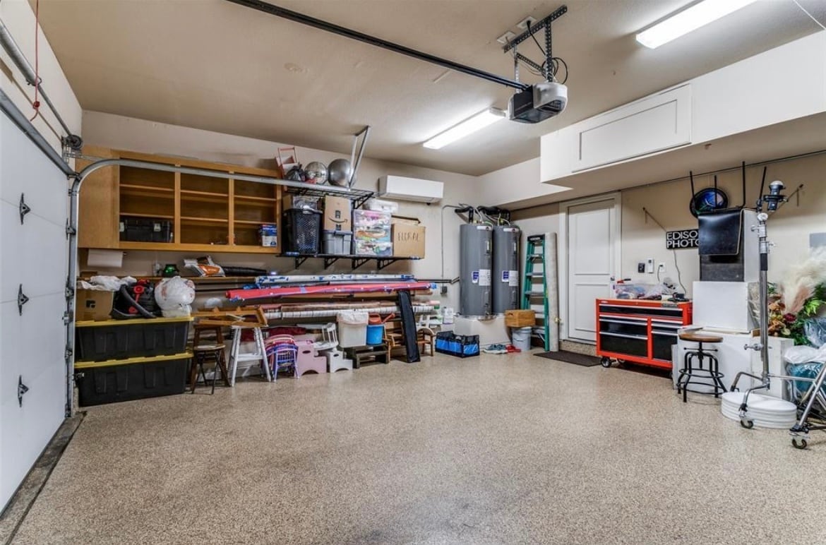 Building Photo - 3612 Convent St