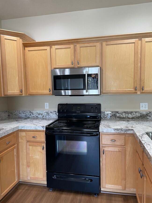 Building Photo - 6756 S Sienna Park Ln