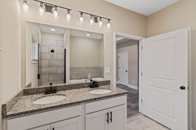 Building Photo - 2807 Epping Way Dr