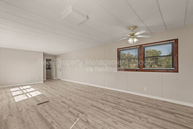 Building Photo - 4608 E 472 Rd