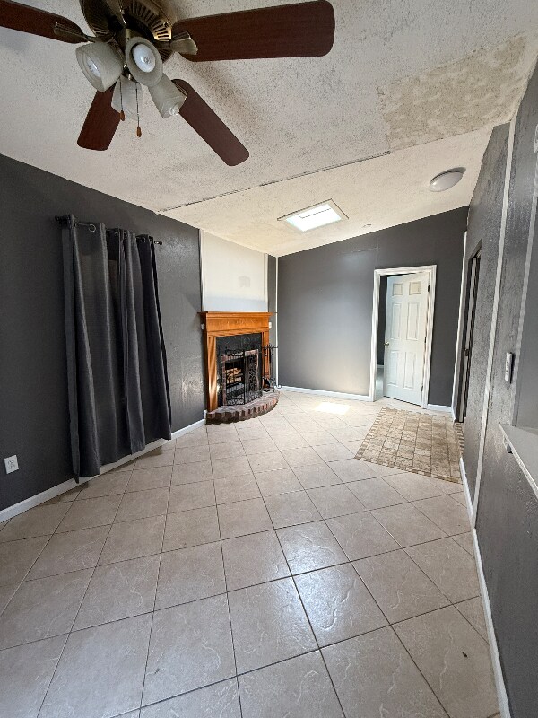 Building Photo - 2169 Estate Cir