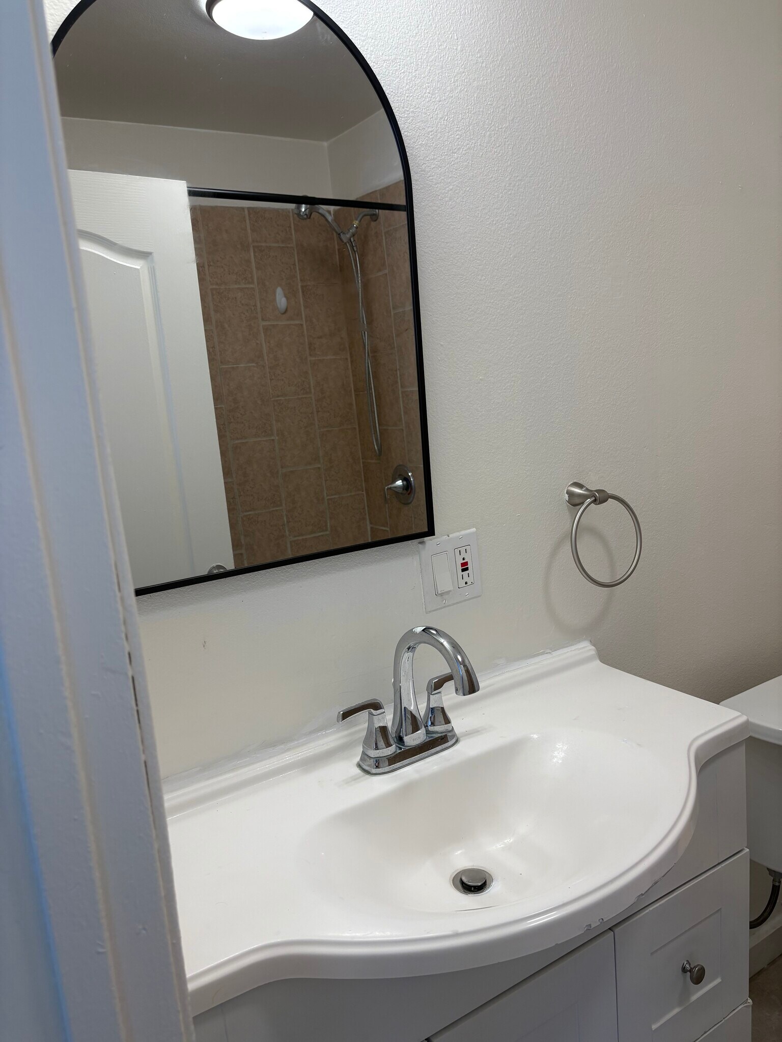 Building Photo - 801 Myrtle Ave