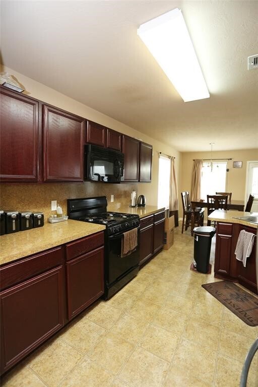 Building Photo - 9418 Cholla Hill Ct