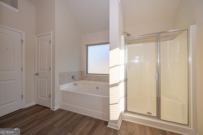 Building Photo - 813 Golden Isles Dr