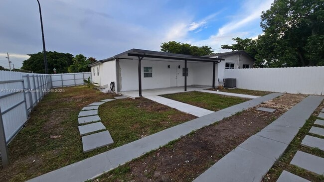 Building Photo - 1620 NW 179th Terrace