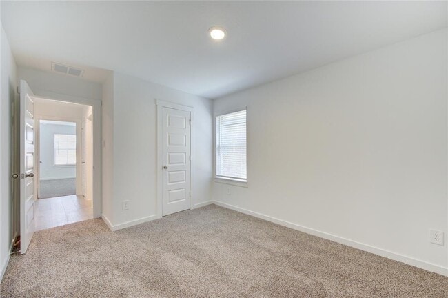 Building Photo - 30231 Belgrade Pk Ln