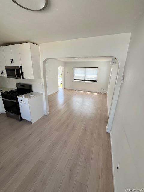 Building Photo - 345 Walton St