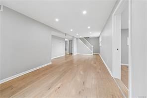Building Photo - 64 Curwood Ct