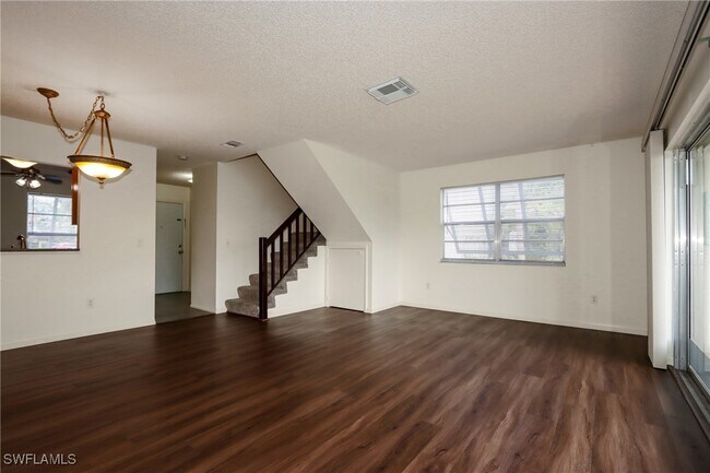 Building Photo - 25484 Cockleshell Dr