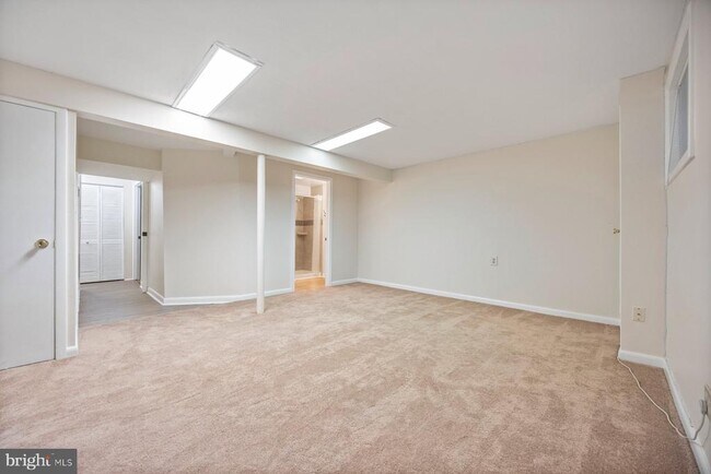 Building Photo - 9109 Bronze Bell Cir