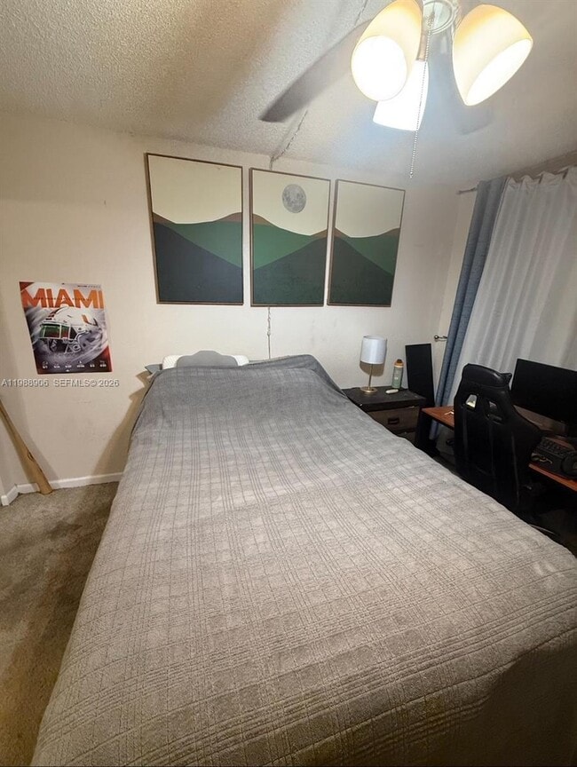 Building Photo - 9441 Live Oak Pl