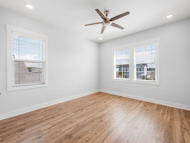 Building Photo - 157 River Rise Wy