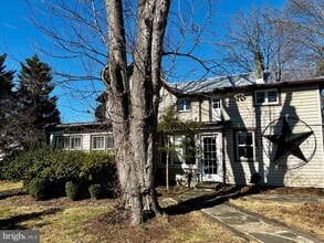 Building Photo - 8122 John Mosby Hwy