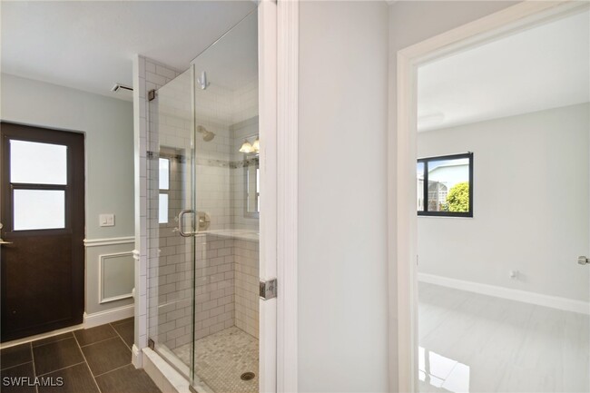 Building Photo - 1101 SW 51st Terrace