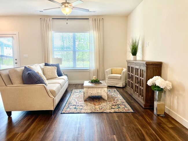 Building Photo - Heron | 3 Bed 2.5 Bath | Garage | 1800 sf | $2726-$2999 | 8, 9, 10, 12, 14, and 15 month lease terms