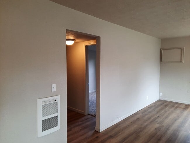Building Photo - 64 N James Ave