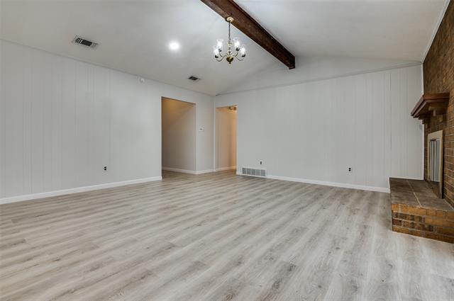 Building Photo - 813 Green Pastures Dr
