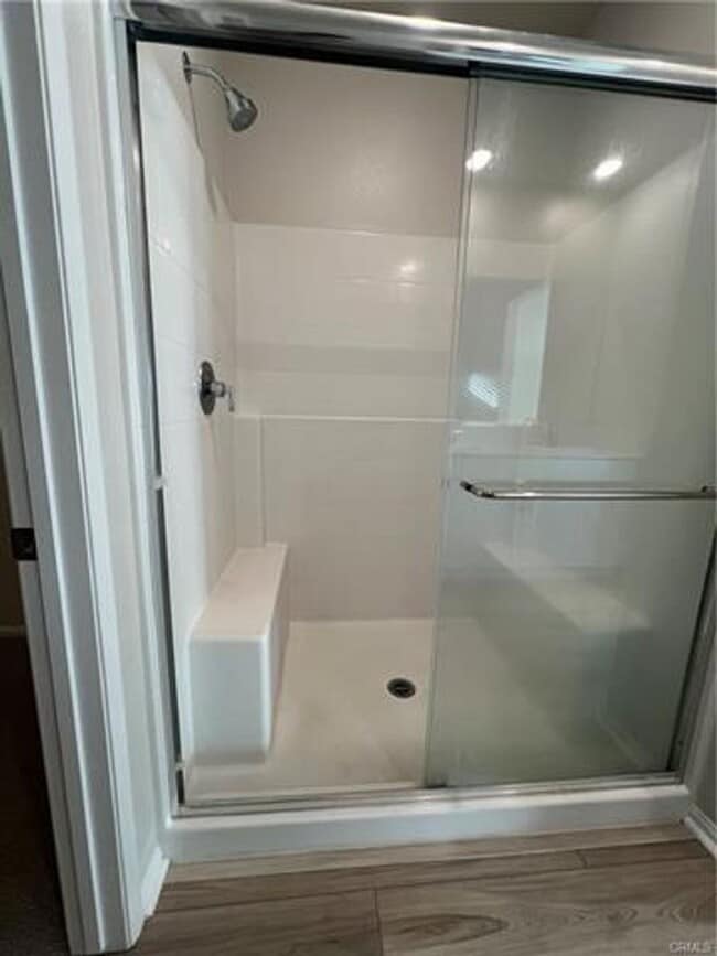 Building Photo - Spacious and beautifully appointed 5-bedroom, 3-bathroom home