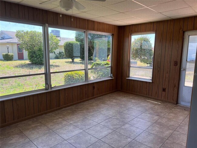 Building Photo - 1514 Bunker Hill Dr