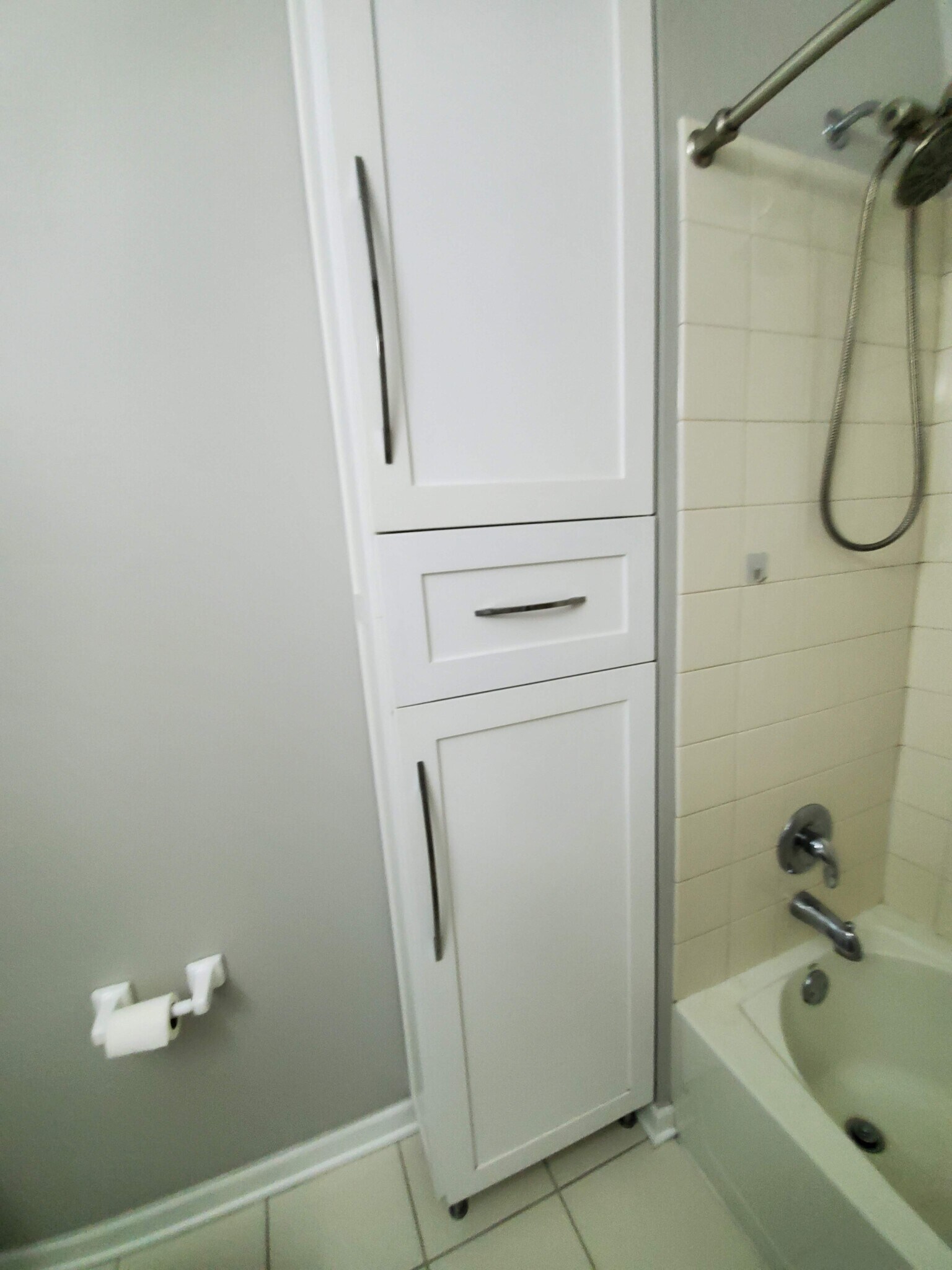 Bathroom - 125 S Jefferson St